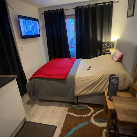 Cozy Small Studio Петербург Экстерьер фото